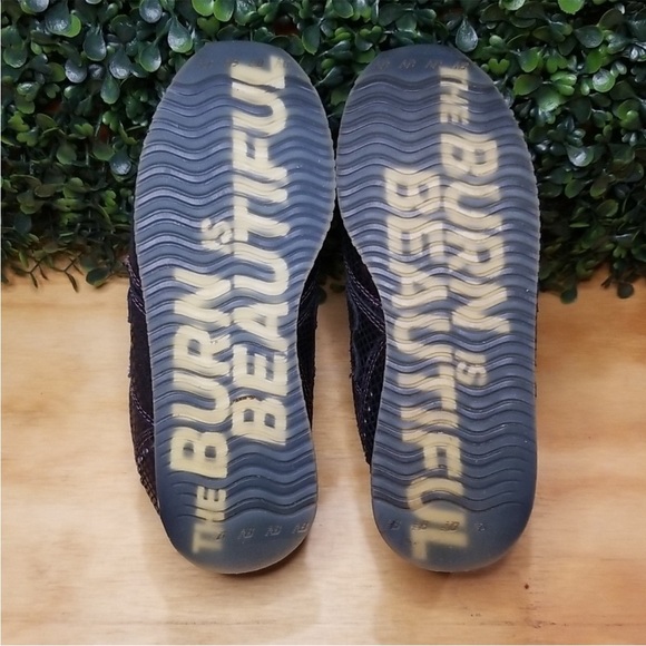 New Balance Heidi Klum U420 Maroon & Black Women's Sneakers Size 5 - Picture 6 of 10